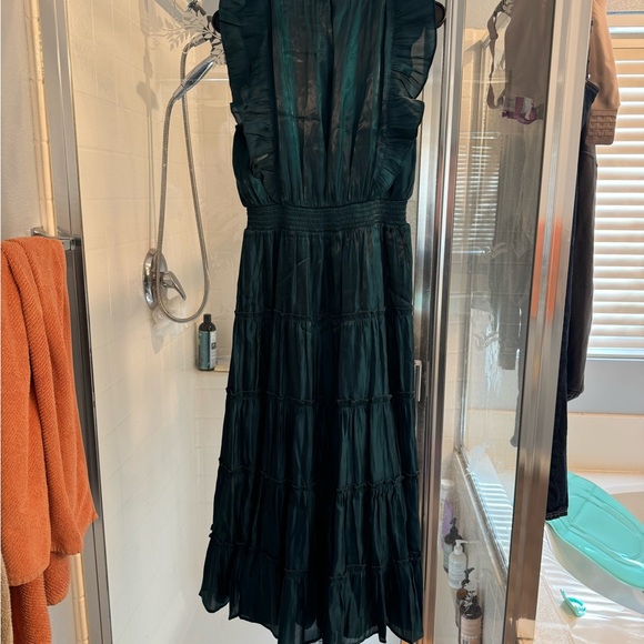 Lulu’s Emerald Green Tiered Mock Neck Midi Dress - Picture 6 of 8